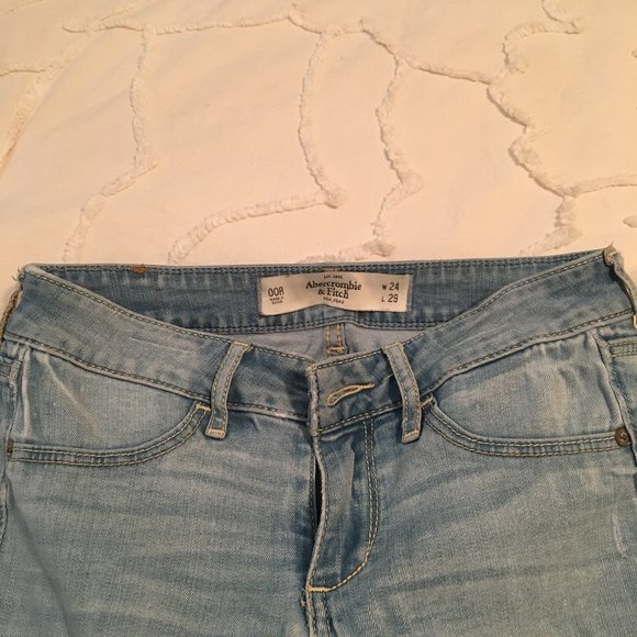 light wash skinny jeans - Picture 5 of 5